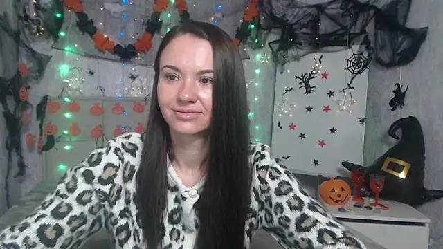 KaraCriegs online show from 25, 10, 2025