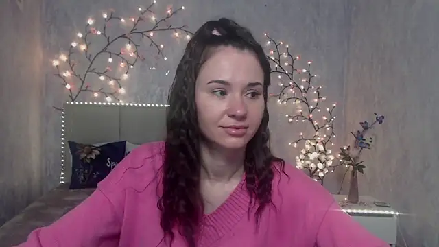 KaraCriegs online show from 15, 4, 2026