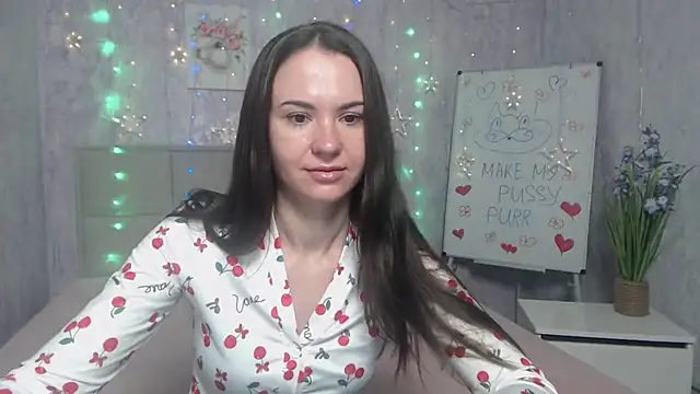 KaraCriegs online show from 11, 10, 2025