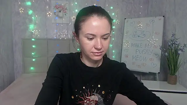 KaraCriegs online show from 29, 9, 2025