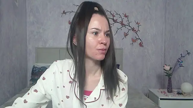 KaraCriegs online show from 3, 3, 2026