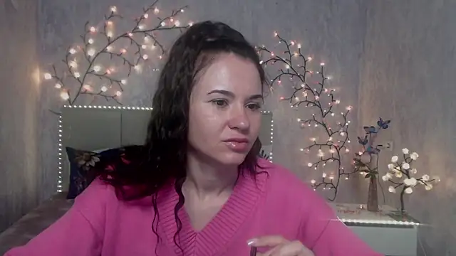 KaraCriegs online show from 15, 4, 2026