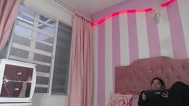 Snapshot of zaleya_mateus chatting on 17, 6, 2026 zaleya mateus online show from 17, 6, 2026