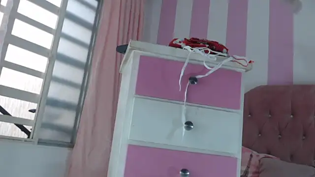 zaleya mateus online show from 4, 4, 2026