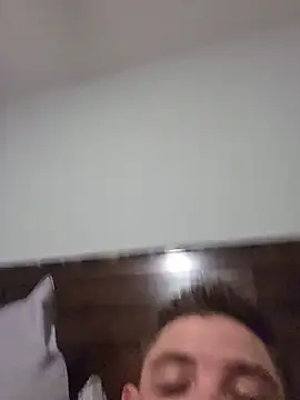 Snapshot of caliguy37 chatting on 10, 6, 2026 caliguy37 online show from 10, 6, 2026