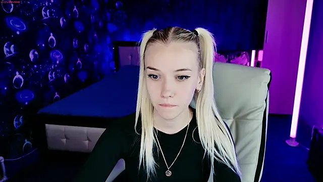 ShhhO O online show from 5, 11, 2025