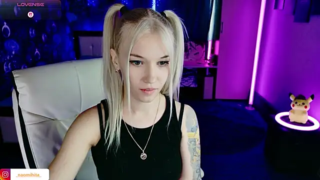 Snapshot of ShhhO_O chatting on 1, 7, 2026 ShhhO O online show from 1, 7, 2026