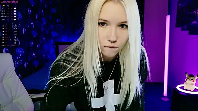 ShhhO O online show from 28, 9, 2025