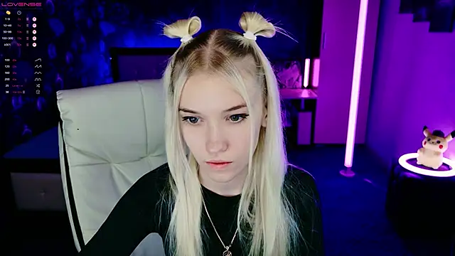 ShhhO O online show from 21, 11, 2025