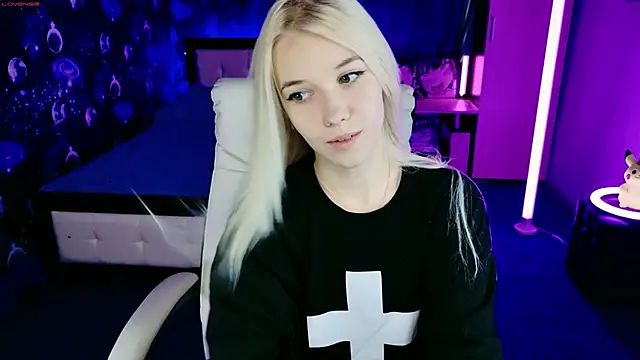 ShhhO O online show from 5, 10, 2025