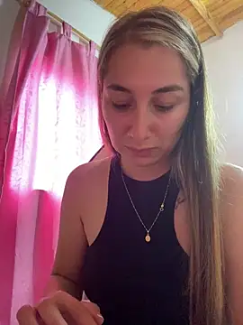 Snapshot of Iris_love18 chatting on 13, 2, 2026 Iris love18 online show from 13, 2, 2026