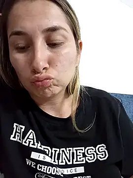 Iris love18 online show from 23, 10, 2025