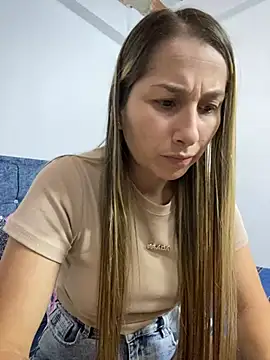 Iris love18 online show from 28, 9, 2025