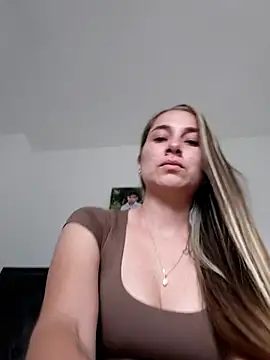 Snapshot of Iris_love18 chatting on 15, 2, 2026 Iris love18 online show from 15, 2, 2026