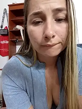 Iris love18 online show from 13, 11, 2025