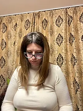 NadiraNoor online show from 16, 3, 2025