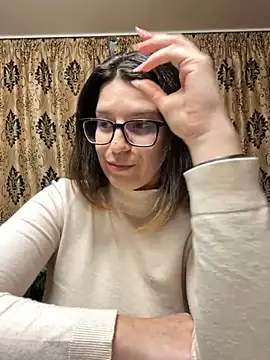 NadiraNoor online show from 12, 4, 2026