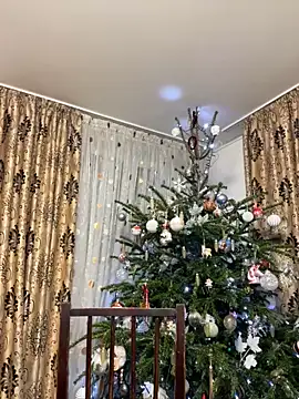 NadiraNoor online show from 21, 12, 2025