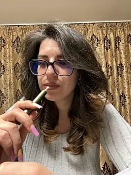 NadiraNoor online show from 15, 5, 2026
