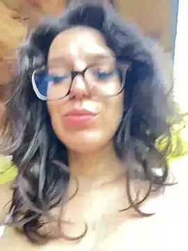NadiraNoor online show from 28, 6, 2026