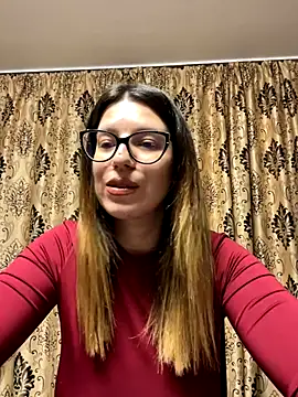 NadiraNoor online show from 24, 10, 2025