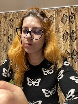 NadiraNoor online show from 28, 1, 2025