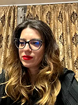 NadiraNoor online show from 9, 11, 2025