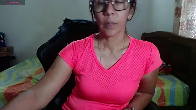 Snapshot of horny_paty chatting on 2, 5, 2026 horny paty online show from 2, 5, 2026
