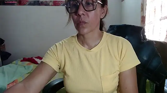 Snapshot of horny_paty chatting on 5, 5, 2026 horny paty online show from 5, 5, 2026