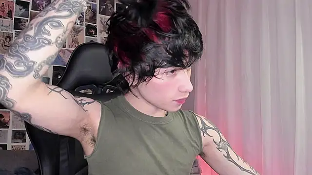 Snapshot of liamelf chatting on 20, 9, 2025 liamelf online show from 20, 9, 2025