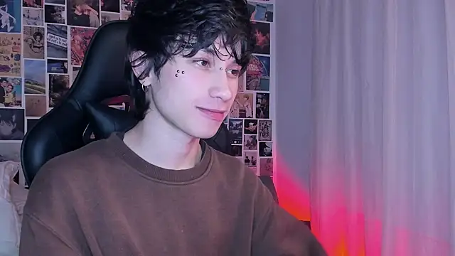 Snapshot of liamelf chatting on 15, 2, 2025 liamelf online show from 15, 2, 2025