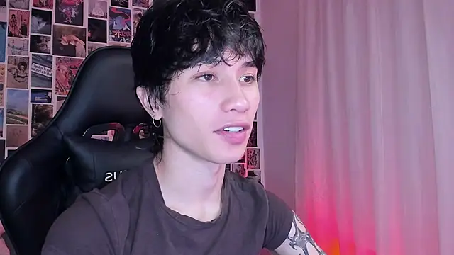 Snapshot of liamelf chatting on 13, 2, 2025 liamelf online show from 13, 2, 2025