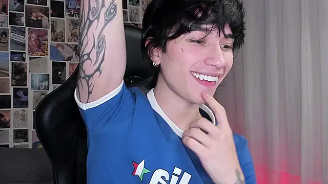 Snapshot of liamelf chatting on 25, 9, 2025 liamelf online show from 25, 9, 2025