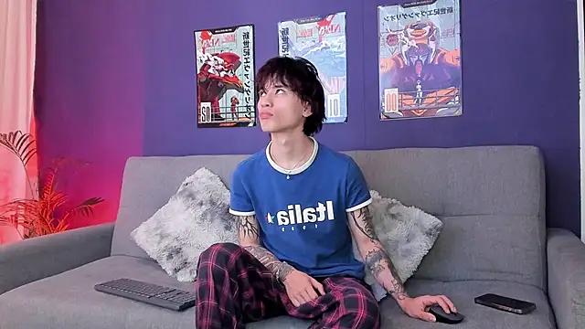 Snapshot of liamelf chatting on 30, 11, 2025 liamelf online show from 30, 11, 2025