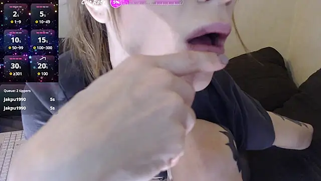 Snapshot of GinaAngelina chatting on 14, 9, 2025 GinaAngelina online show from 14, 9, 2025