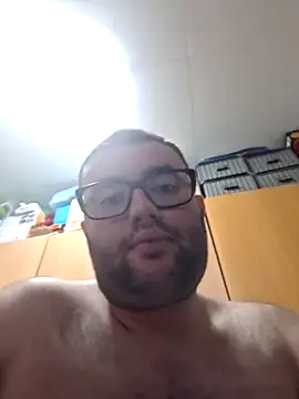 Javier bear online show from 30, 10, 2025