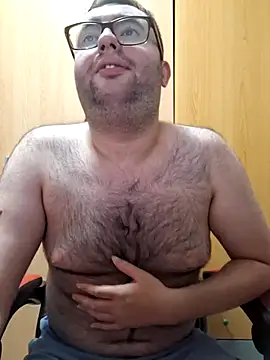 Snapshot of Javier_bear chatting on 6, 5, 2026 Javier bear online show from 6, 5, 2026