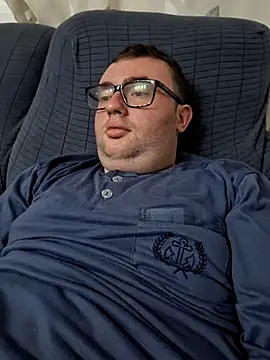 Javier bear online show from 4, 4, 2026