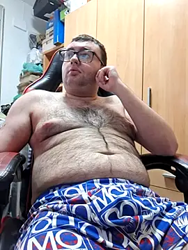 Snapshot of Javier_bear chatting on 18, 5, 2026 Javier bear online show from 18, 5, 2026