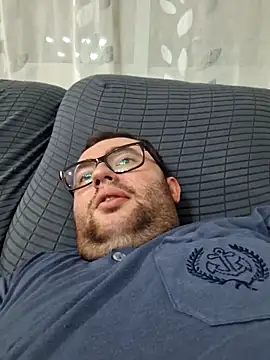 Javier bear online show from 17, 11, 2025