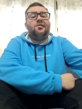 Javier bear online show from 20, 11, 2025