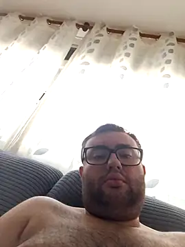 Javier bear online show from 18, 9, 2025