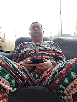 Javier bear online show from 16, 2, 2026