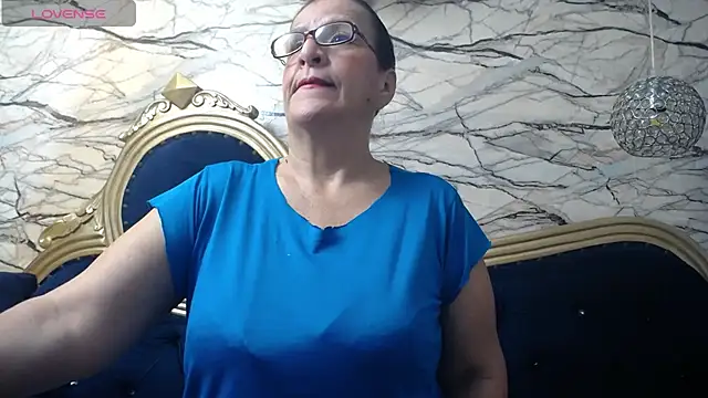 Snapshot of karito_mature17 chatting on 22, 6, 2026 karito mature17 online show from 22, 6, 2026