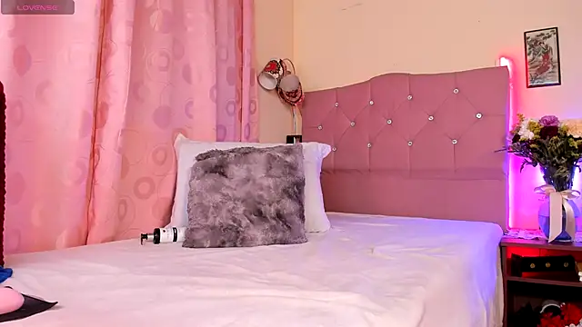 MISSKENDALL hot online show from 27, 10, 2025