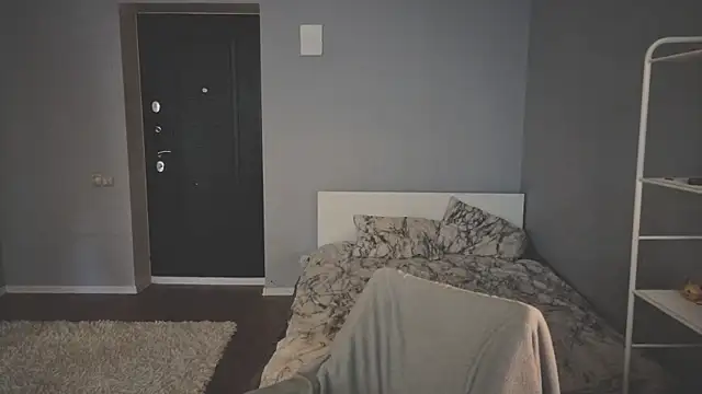 mollymila online show from 13, 4, 2026