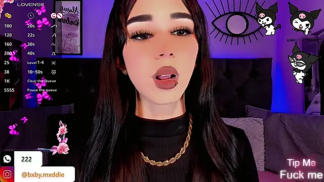 kimMaddiee online show from 5, 10, 2025