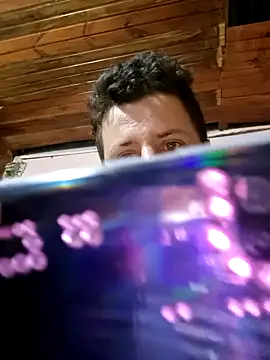 TusOjitosClaros69 online show from 31, 1, 2025