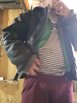 TusOjitosClaros69 online show from 25, 9, 2025