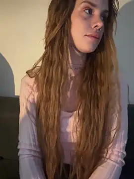 EmiliaCatalina online show from 31, 5, 2026